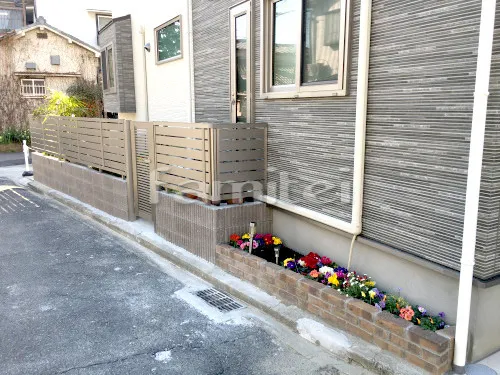東大阪市 リフォームベーシック オープン外構 門柱 土間コンクリート　花壇 目隠しフェンス塀