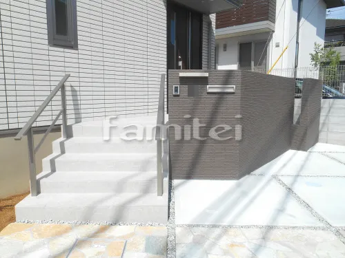 奈良市 新築シンプル オープン外構 玄関まわり アプローチ 手すり 階段 門袖 ポーチ 土間コンクリート フェンス 植栽 門扉