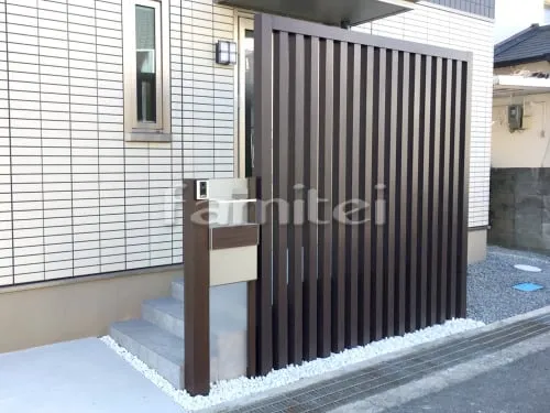 和歌山市 新築シンプル オープン外構 機能門柱 目隠し 車庫 カーポート 土間コンクリート