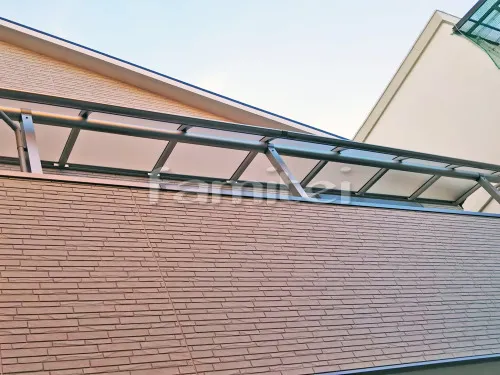東大阪市 エクステリア工事 ベランダ屋根 レギュラーテラス屋根 2階用 R型アール屋根 連棟