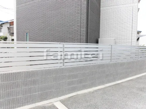 堺市西区 新築シンプル オープン外構 目隠しフェンス塀 YKKAP シンプレオSY型 化粧ブロック ユニソン シャモティ