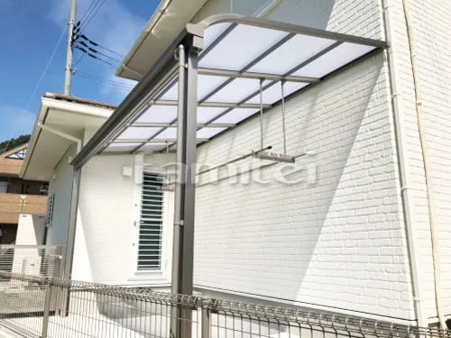 和歌山市 新築ナチュラル オープン外構 角柱門柱 伸縮門扉 雨除け屋根 境界フェンス塀