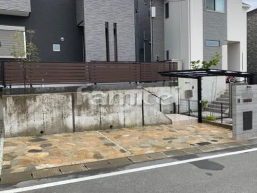 和泉市 新築シンプル オープン外構 門柱 アプローチ カーポート 目隠しフェンス 人工芝　
