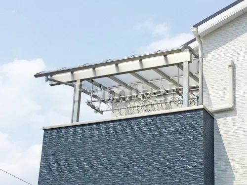 八尾市 カーポート YKKAP レイナポートグラン 1台用(単棟) R型アール屋根 ベランダ屋根 YKKAP ソラリアテラス屋根 2階用 R型アール屋根 積雪50cm対応 物干し
