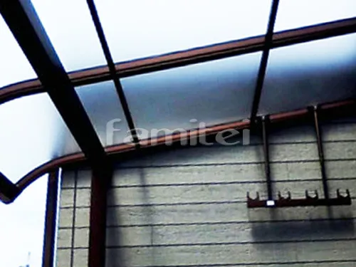 和歌山市 エクステリア工事 ベランダ屋根 YKKAP ソラリアテラス屋根 2階用 R型アール屋根 物干し