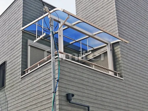 八尾市 エクステリア工事 ベランダ屋根 YKKAP ソラリアテラス屋根 2階用 R型アール屋根 物干し