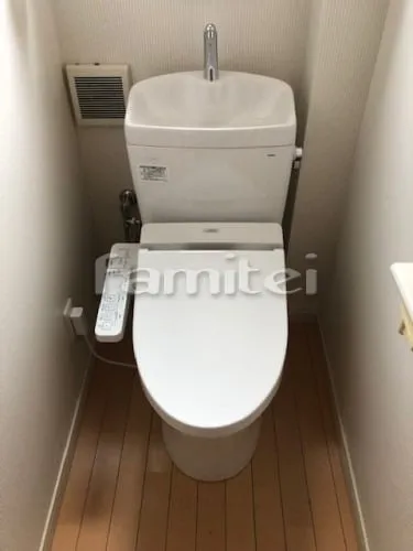 東大阪市 水まわり工事 タンク式トイレ TOTO ピュアレストQR