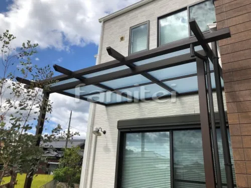 生駒市 エクステリア工事 フル木製調テラス屋根 YKKAP サザンテラス パーゴラタイプ 1階用 F型フラット屋根