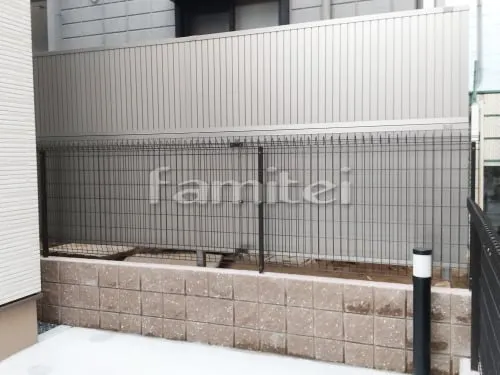 大阪市 エクステリア工事 目隠しフェンス塀 LIXILリクシル フェンスAB TM1型 縦目隠し 2段柱 60角