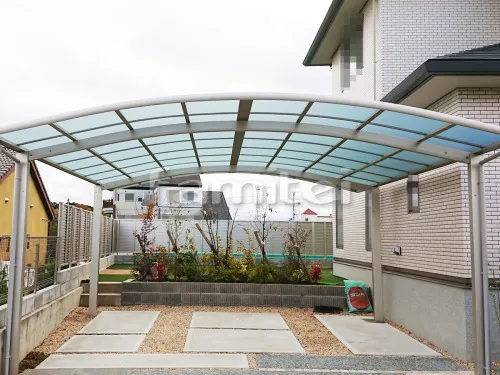 奈良市 エクステリア工事 カーポート YKKAP レイナポートグラン 横2台用(ワイド ツイン) R型アール屋根