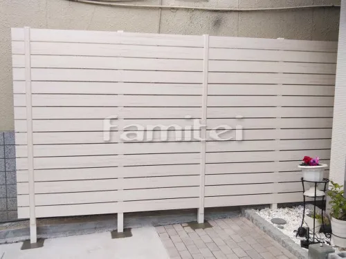 大阪市 エクステリア工事 目隠しフェンス塀 F&F マイティウッドベーシック 高尺タイプ 本体色 オフホワイト