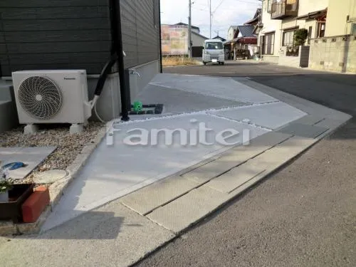 駐車スペース 砂利目地 立水栓