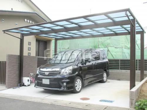 ガレージまわり 駐車場屋根 土間コンクリート フェンス  門扉