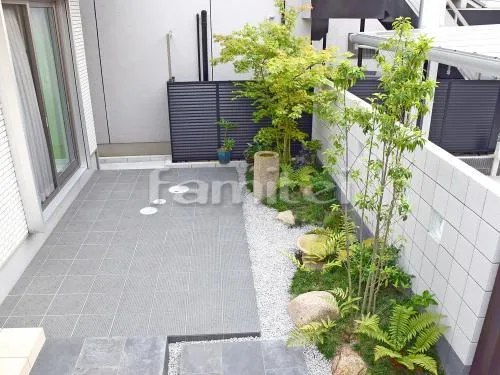 お庭まわり タイルデッキ 植栽