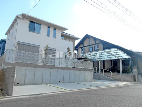 ガレージまわり 駐車場屋根 土間コンクリート