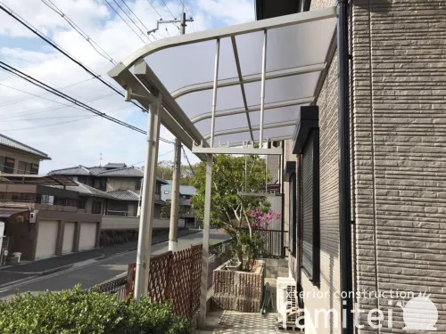 １階テラス屋根 （雨除け） YKKAP ソラリアR アール屋根 スタンダード 壁付