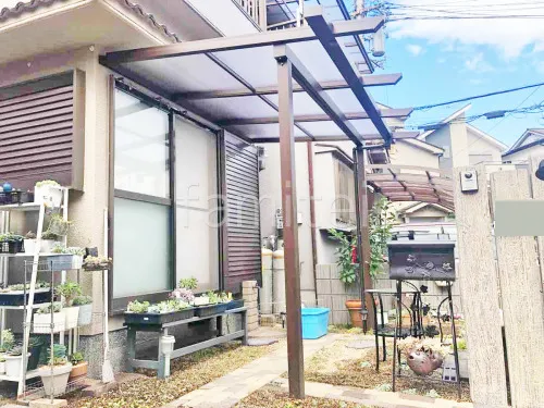 １階テラス屋根 （雨除け） YKKAP フル木製調 サザンテラス パーゴラタイプ フラット屋根 スタンダード 壁付