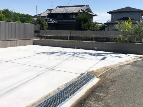 駐車場ガレージ床 土間コンクリート 伸縮目地