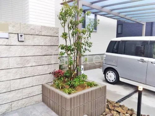 シンボルツリー ソヨゴ 常緑樹 植栽 化粧ブロック花壇 ユニソン アルタ