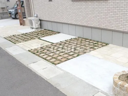 玄関横 緑化ブロック ユニソン グラスキューブ ウォームベージュ タマリュウ 支給品 床平板貼り リビオ ベージュ 土間コンクリート