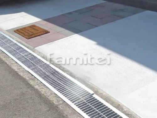 玄関アプローチ 床平板貼り マツオコーポレーション スーパープレート コンクリート製舗装材