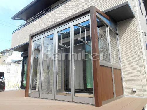 木製調ガーデンルーム YKKAP サンフィール3 テラス囲いサンルーム F型フラット屋根 竿掛け 天井カーテン