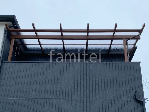 ２階ベランダ屋根  YKKAP フル木製調 サザンテラス パーゴラタイプ フラット屋根 壁付 スタンダード
