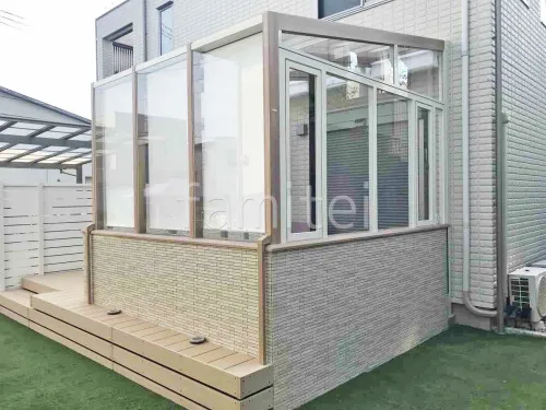 ガーデンサンルーム  LIXIL 木製調 ココマ フラット屋根