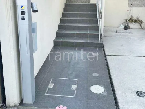玄関アプローチ階段 床タイル貼り 名古屋モザイク メトロ