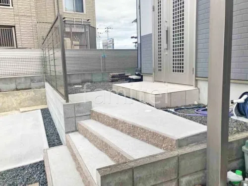 化粧ブロック階段 ユニソン シャモティ