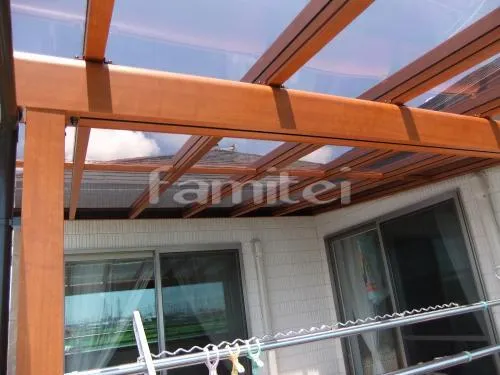 木製風テラス屋根　三協ナチュレ2階