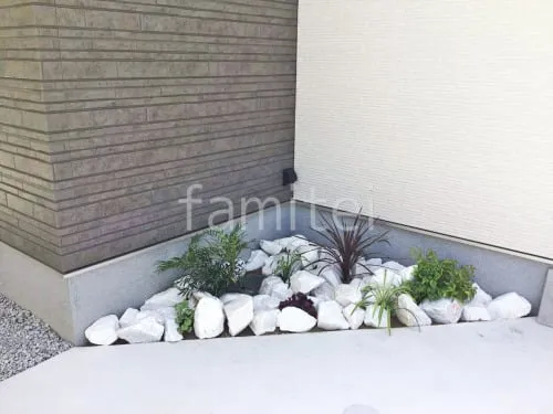 ロックガーデン 割栗石 下草 植栽