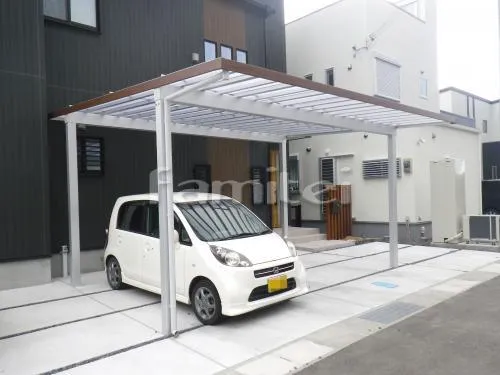 ガレージまわり 駐車場屋根 土間コンクリート