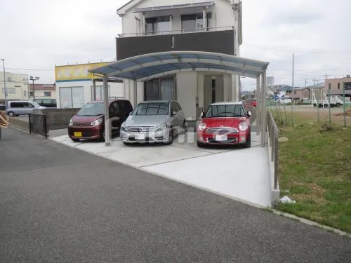 駐車場ガレージ床 土間コンクリート 一部分