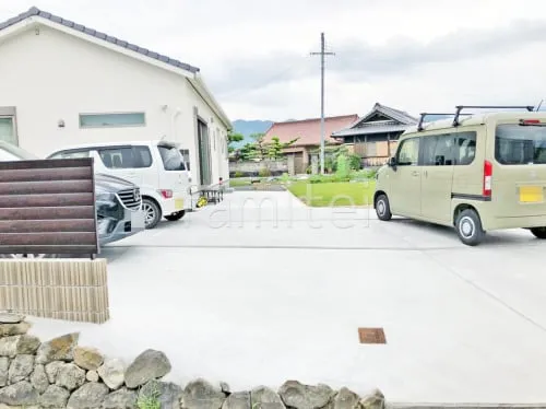 駐車場ガレージ床 土間コンクリート 伸縮目地