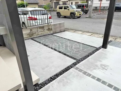  玄関アプローチ 床タイル貼り タカショー セラレバンテ 床石貼り 乱形石 石英岩