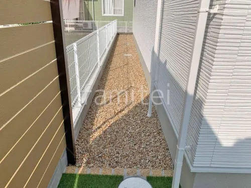 犬走り ジャミ敷き 防草シート加工