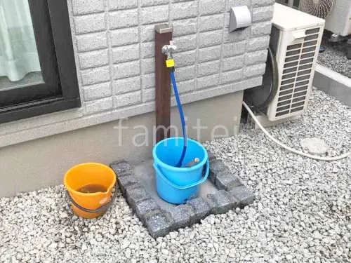 立水栓  ユニソン スプレスタンド60 蛇口1個付 洗い場モルタル仕上 