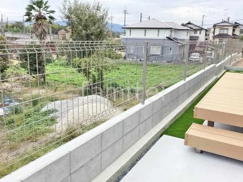 ブロック塀 （化粧ブロック） 太陽エコブロックス 普通CB  スチールメッシュ フェンス YKKAP イーネット3F型 スチール柱 境界・メッシュ