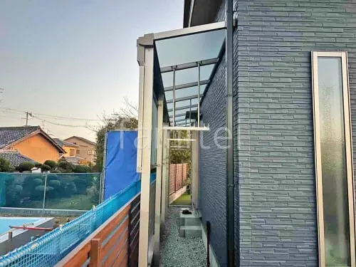 １階テラス屋根 連棟 （雨除け） YKKAP ソラリアF フラット屋根 スタンダード 壁付