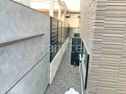 ブロック塀 （化粧ブロック） ユニソン エリダ  アルミ形材 フェンス LIXIL AB YS3型 横スリット3 目隠し