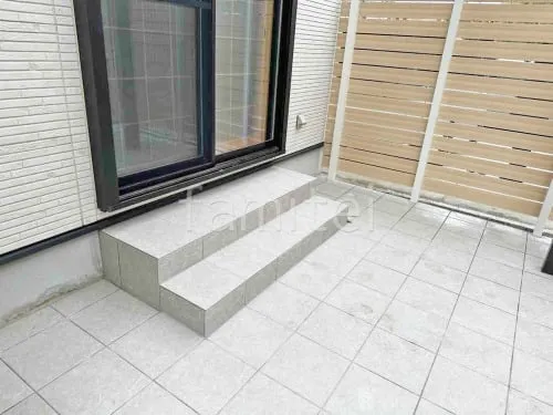 タイルデッキ 壁3面  LIXIL グレイスランド ベーシック