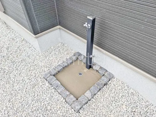 立水栓  ユニソン スプレスタンド60 蛇口2個付 洗い場モルタル仕上 