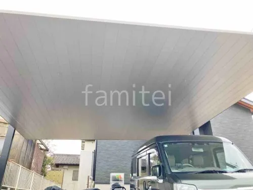 柱色 ブラック 屋根色 シャイングレーF