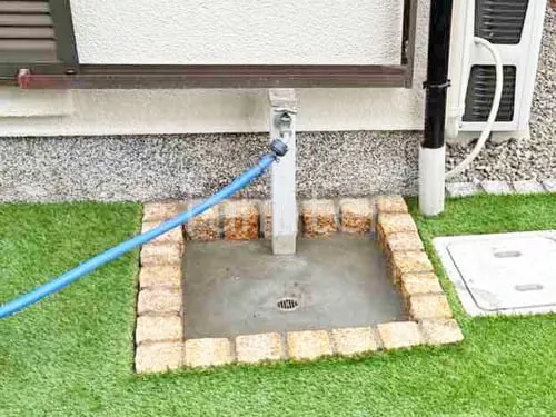 ピンコロ囲い水受け(パン) 土間モルタル仕上げ 洗い場