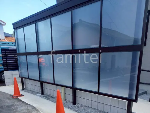 本体色 ブラック 屋根色 クリアマット