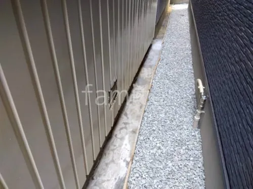犬走り 防犯砂利敷き バラス砕石 防草シート加工