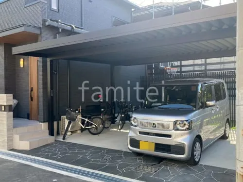 駐車場ガレージ床  土間コンクリート 伸縮目地 一部石張り 乱形石 石英岩