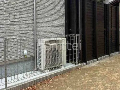 境界フェンス塀 YKKAP イーネット3F 型犬走り 土間コンクリート