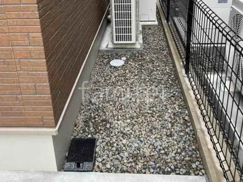 犬走り 防犯砂利敷き バラス砕石 防草シート加工